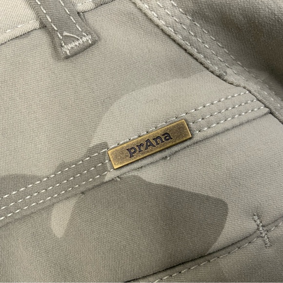 Prana Sky Canyon Joggers. Green Camo. Women’s Prana Size 10. (NWT). - Picture 4 of 8